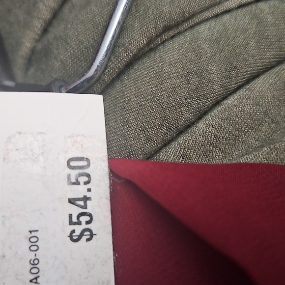 JM Collection Elegant Burgundy Women's Top - Picture 9 of 9